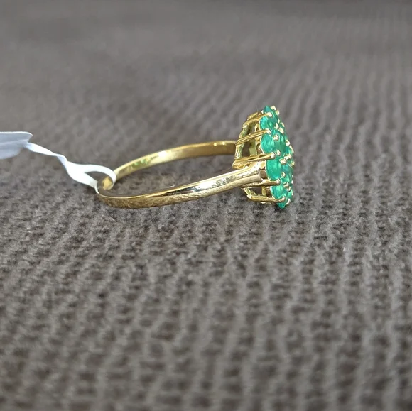 Shivam Green💚 Onyx Floral🌸 Cluster Ring💍 - NWT - Picture 14 of 16